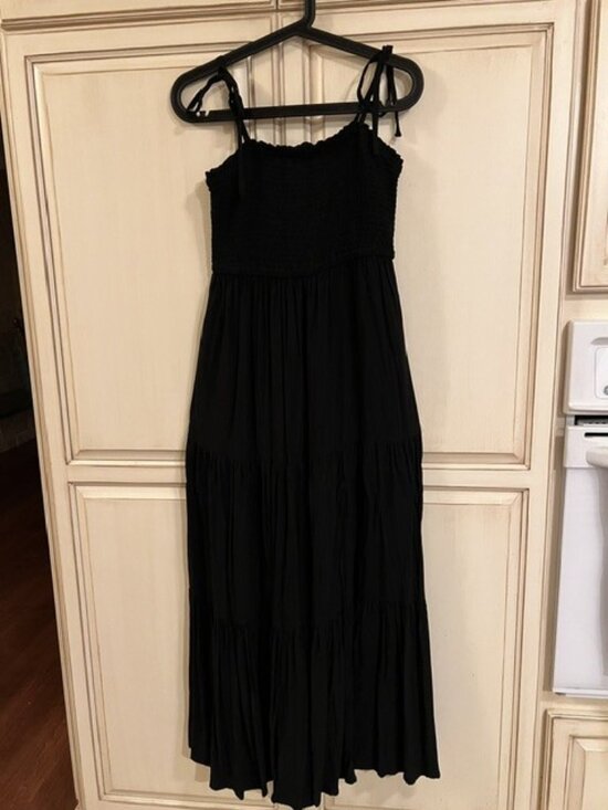 Hot Topic Dresses & Skirts - Ruched Bodice Maxi Dress New Without Tags